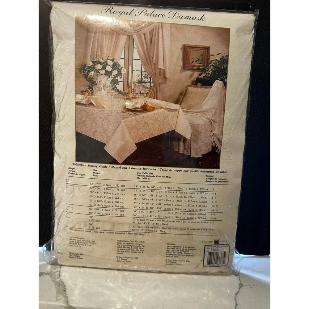 Royal Palace Damask Tablecloth 60x104 Oblong Banquet Cream Wilton Court New